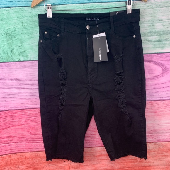 FASHION NOVA dirty little secret Black High Waist ripped Bermuda denim short NWT - Picture 8 of 11